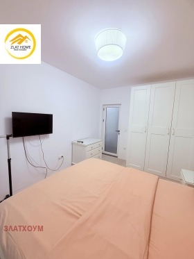 1 quarto Kolhozen pazar, Varna 6