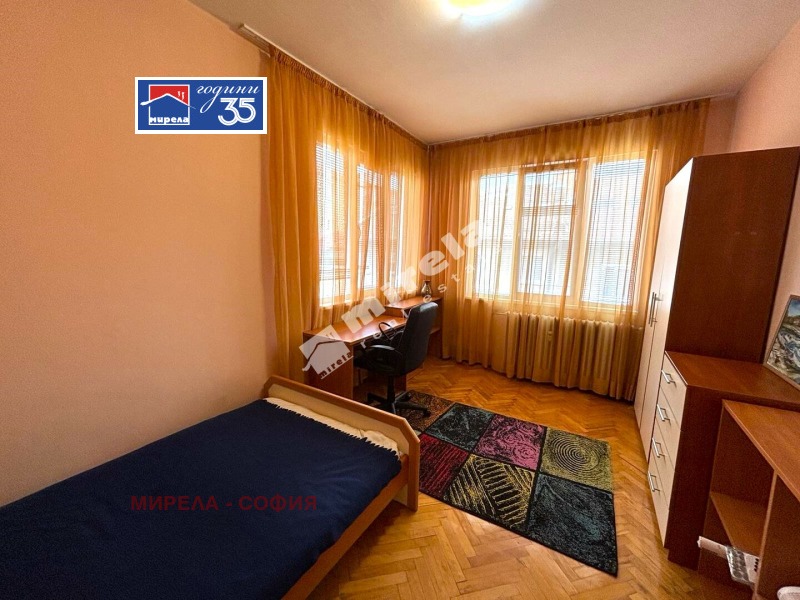 Дава под наем 1-СТАЕН, гр. София, Център, снимка 2 - Апартаменти - 53459542