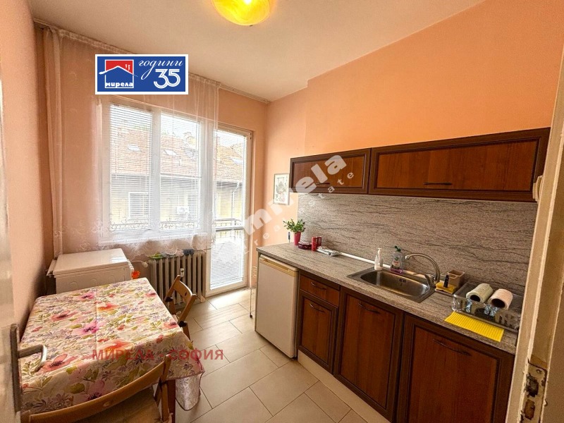 Дава под наем 1-СТАЕН, гр. София, Център