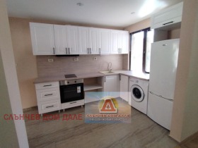 Ev Katı Tombul djamiya, Şumen