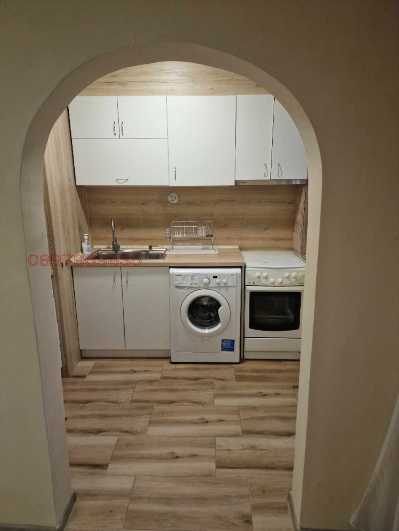 Дава под наем 3-СТАЕН, гр. Добрич, Център, снимка 2 - Апартаменти - 52811295