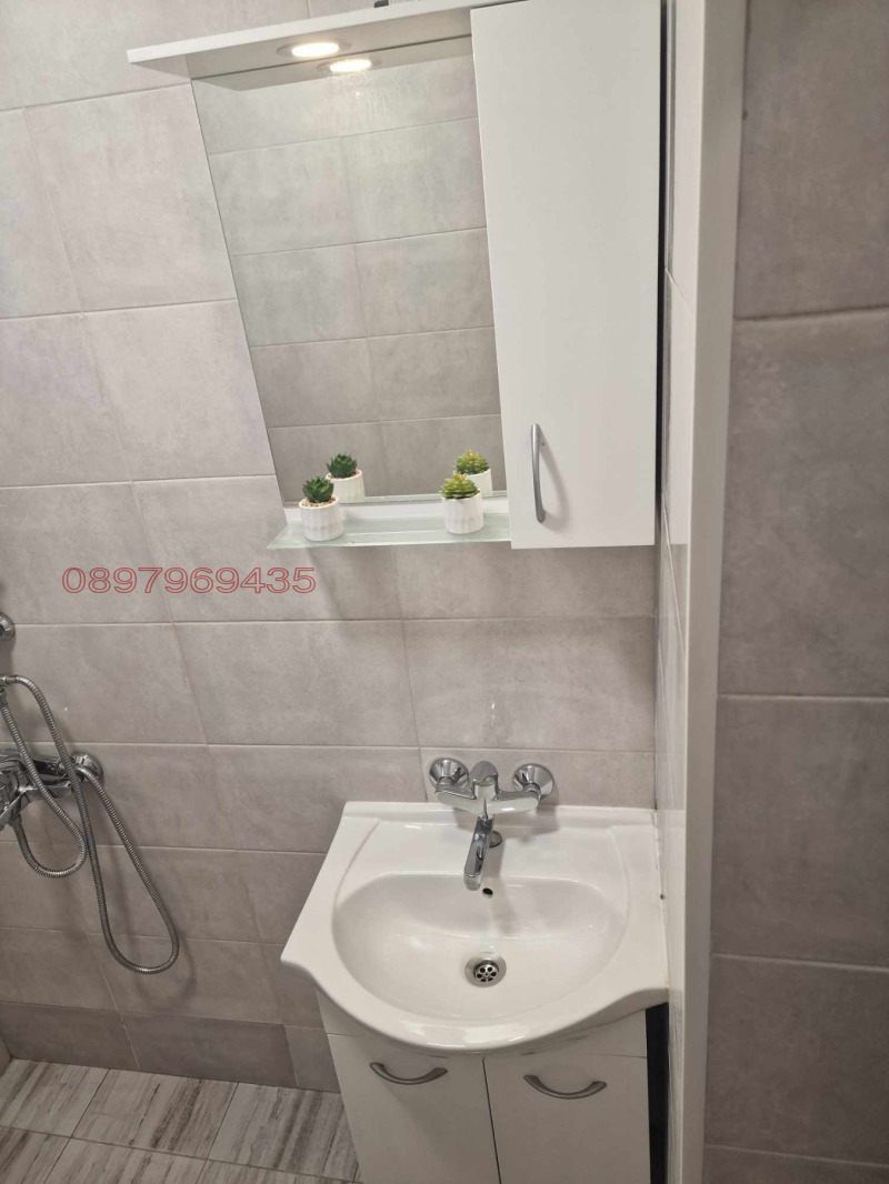 Дава под наем 3-СТАЕН, гр. Добрич, Център, снимка 12 - Апартаменти - 52811295