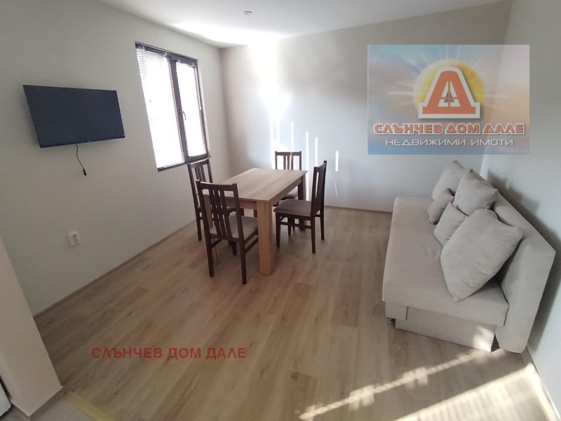 Vuokrattavana  Talon kerros Šumen , Tombul džamija , 70 neliömetriä | 40631886 - kuva [3]