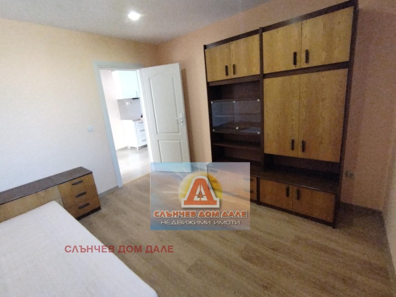 Vuokrattavana  Talon kerros Šumen , Tombul džamija , 70 neliömetriä | 40631886 - kuva [6]