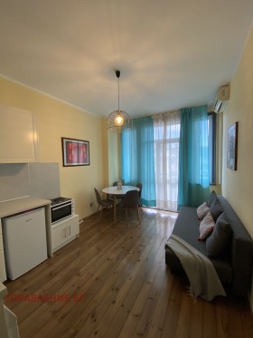 1 chambre Zona B-18, Sofia 1