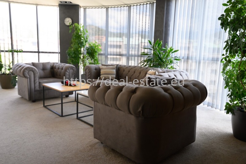 En renta  Oficina Blagoevgrad , Idealen tsentar , 122 metros cuadrados | 49551705