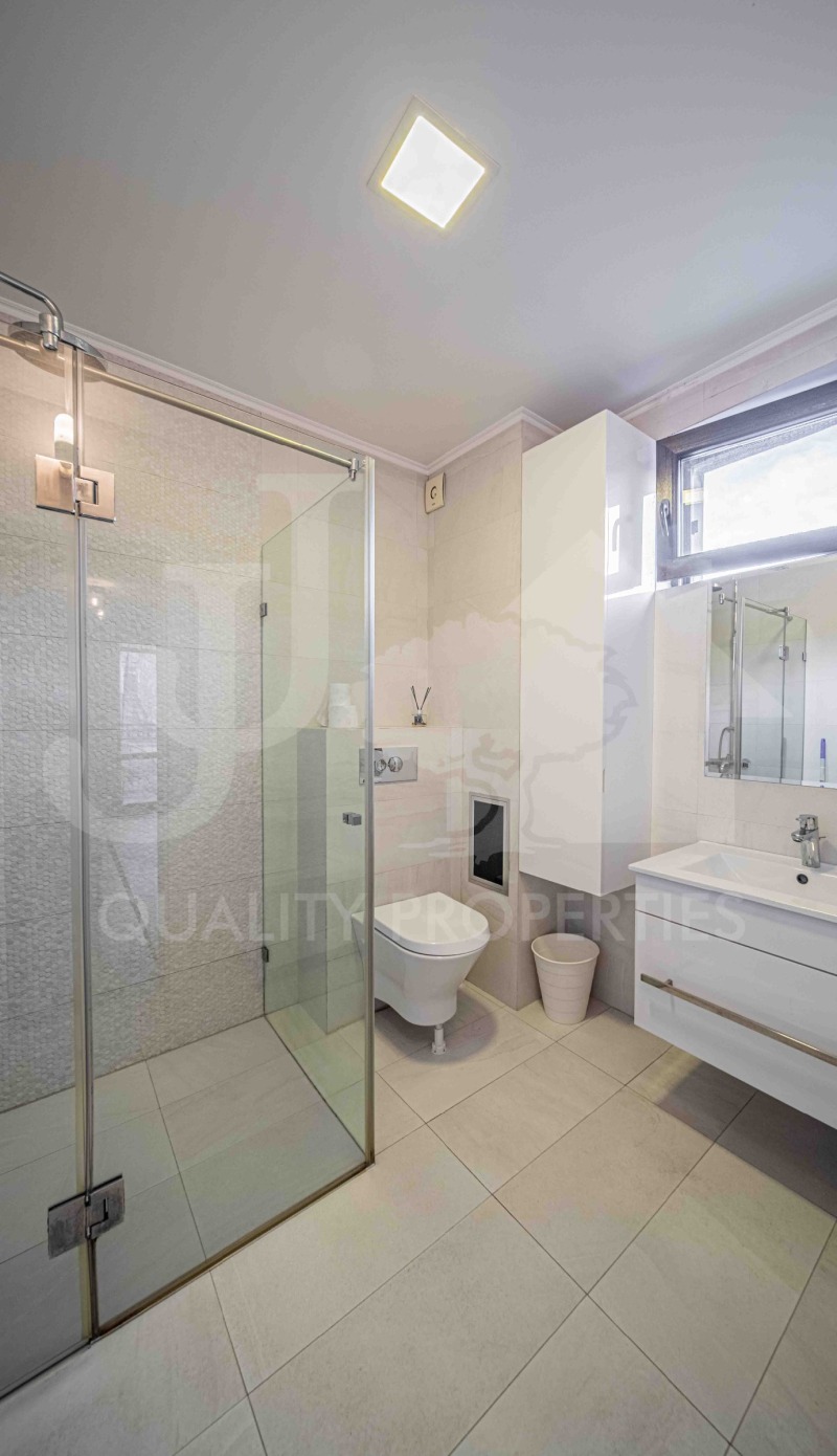 Дава под наем 4-СТАЕН, гр. София, Център, снимка 11 - Апартаменти - 53466807