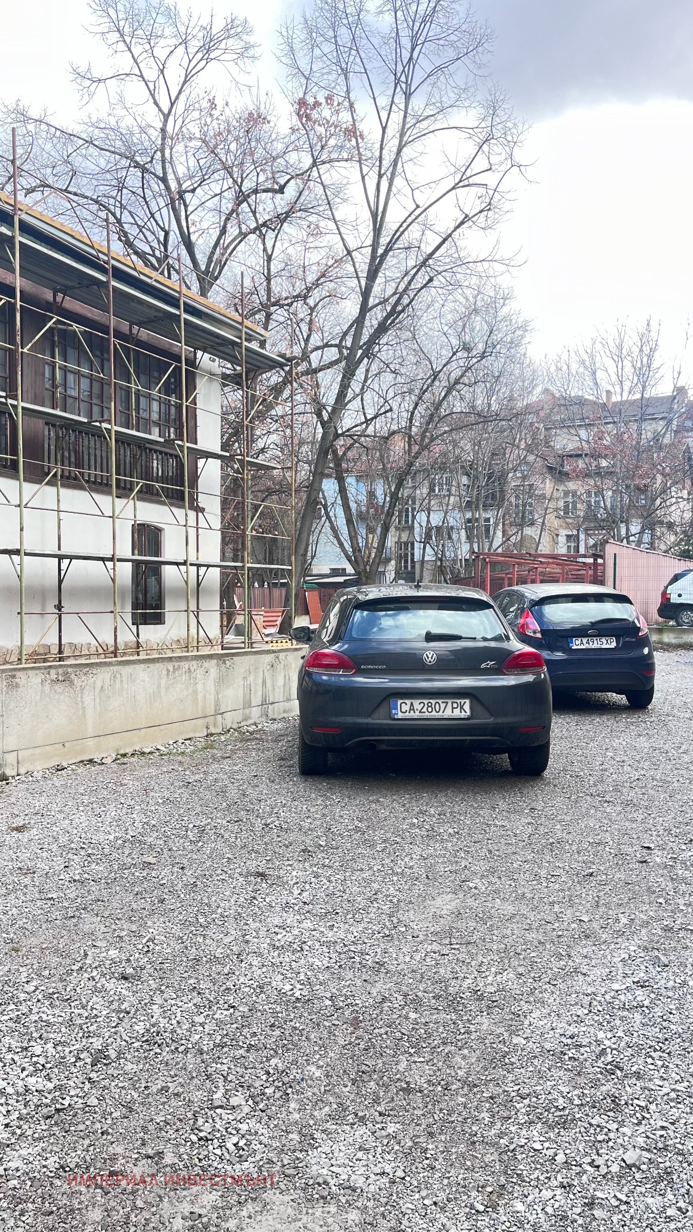 Дава под наем ГАРАЖ, ПАРКОМЯСТО, гр. София, Център, снимка 3 - Гаражи и паркоместа - 54373469