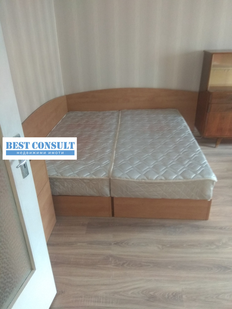 For Rent  Studio Ruse , Vazrazhdane , 42 sq.m | 84483398 - image [2]