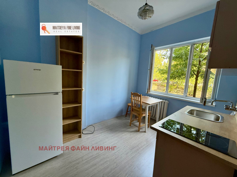 Издаје се  2 спаваће собе Софија , Центар , 80 м2 | 71395811 - слика [7]