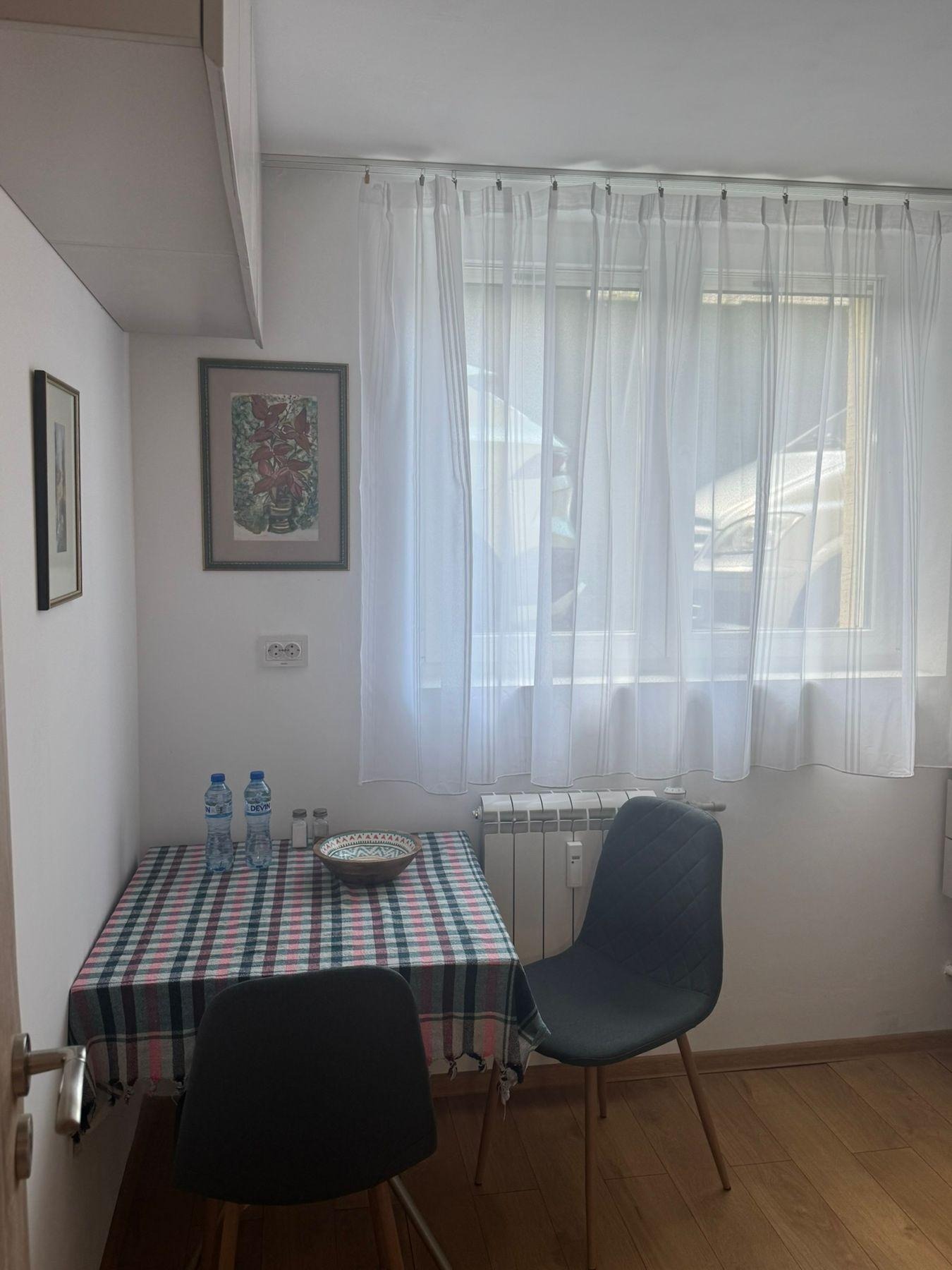 Дава под наем 2-СТАЕН, гр. София, Лозенец, снимка 5 - Апартаменти - 54263785