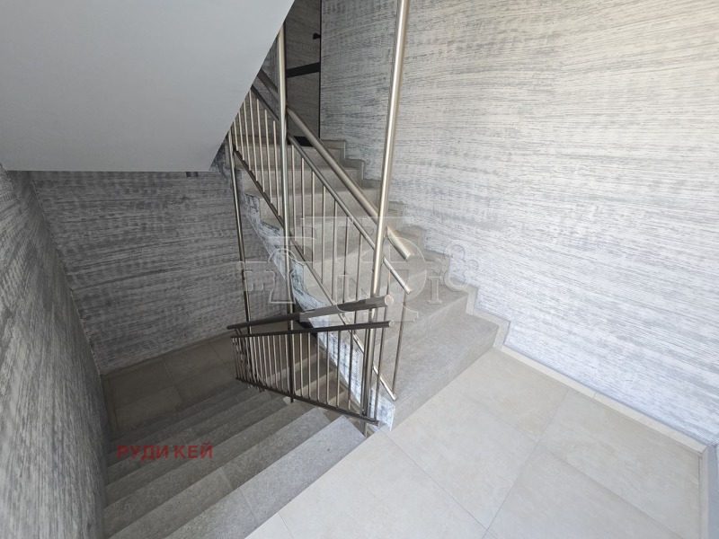 Дава под наем 2-СТАЕН, гр. Варна, Кайсиева градина, снимка 16 - Апартаменти - 53506071