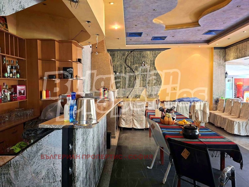 Til leje  Bar; Kaffebar Sofia , Druzhba 1 , 150 kvm | 90609646