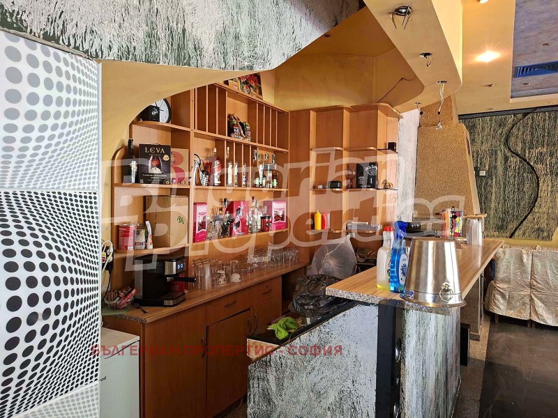 Til leje  Bar; Kaffebar Sofia , Druzhba 1 , 150 kvm | 90609646 - billede [3]