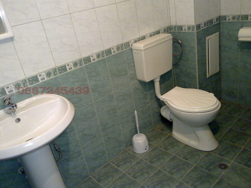 Дава под наем 2-СТАЕН, гр. Велико Търново, Център, снимка 13 - Апартаменти - 52786473