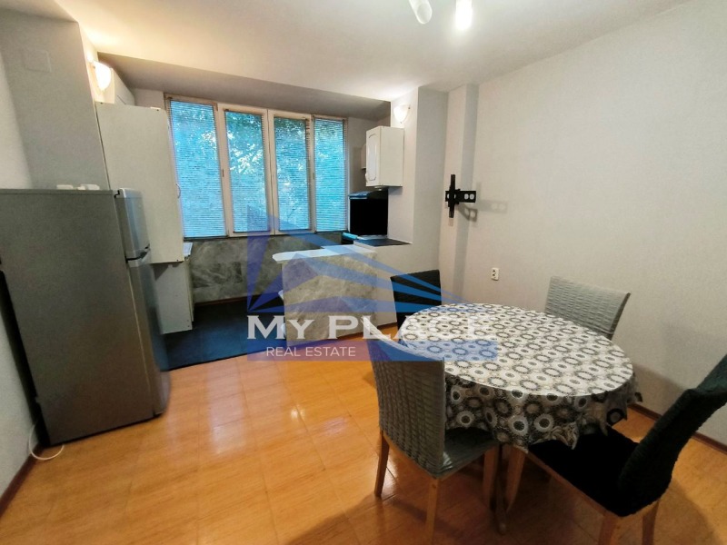 Издаје се  1 спаваћа соба Шумен , Добруджански , 65 м2 | 67466167 - слика [2]