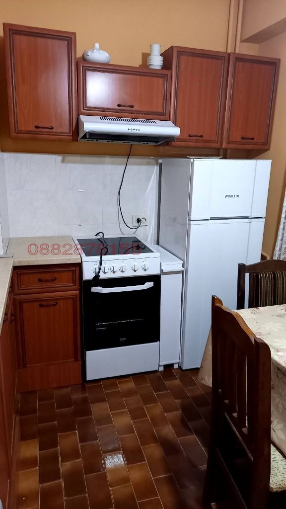 Дава под наем 2-СТАЕН, гр. София, Света Троица, снимка 4 - Апартаменти - 53456551