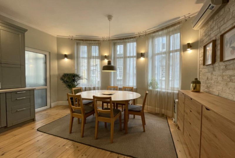 K pronájmu  3 ložnice Sofia , Javorov , 125 m2 | 43228652 - obraz [4]