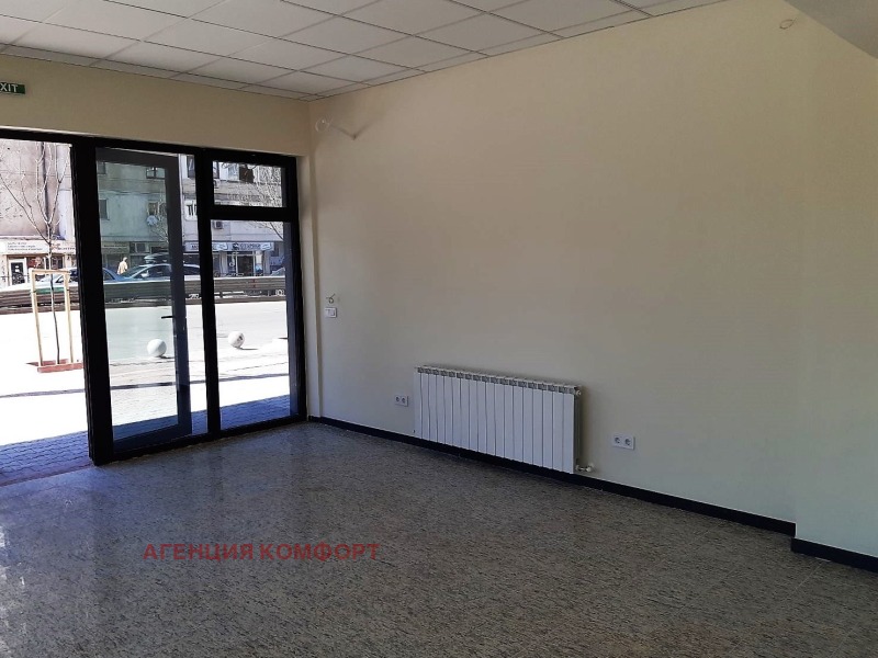 Под наем ОФИС, град София, Банишора • 1350 € / 2640.37 лв. • 63620744 1