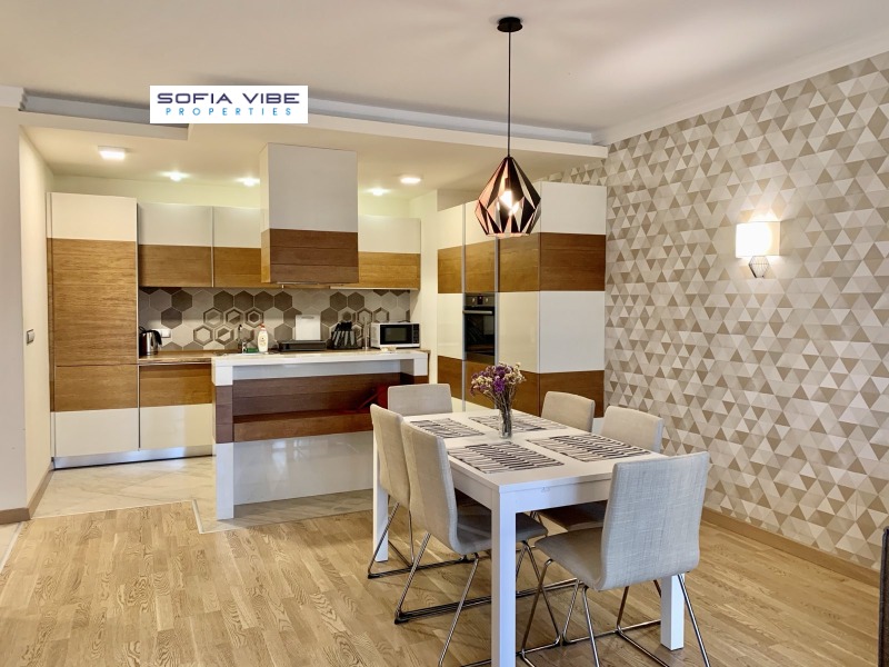 Da affittare  2 camere da letto Sofia , Iztok , 130 mq | 16522278
