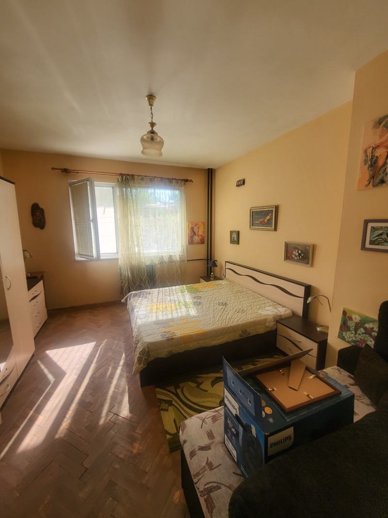 Te huur  1 slaapkamer Pleven , Idealen tsentar , 73 m² | 99628053