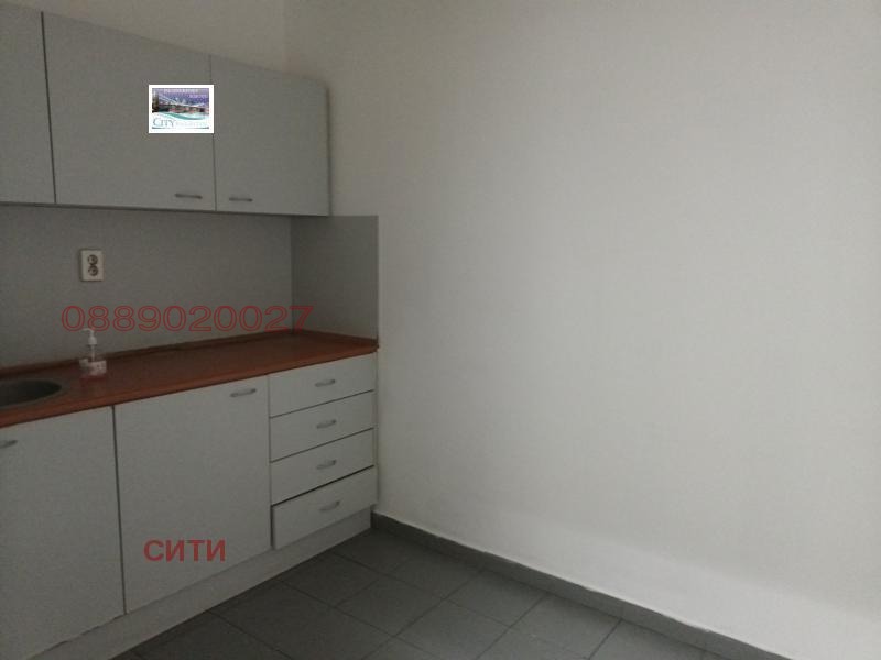 Дава под наем ОФИС, гр. Пловдив, Център, снимка 9 - Офиси - 55320692