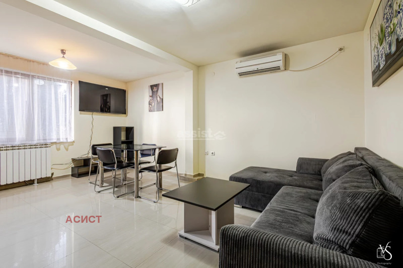 Дава под наем ЕТАЖ ОТ КЪЩА, гр. София, Павлово