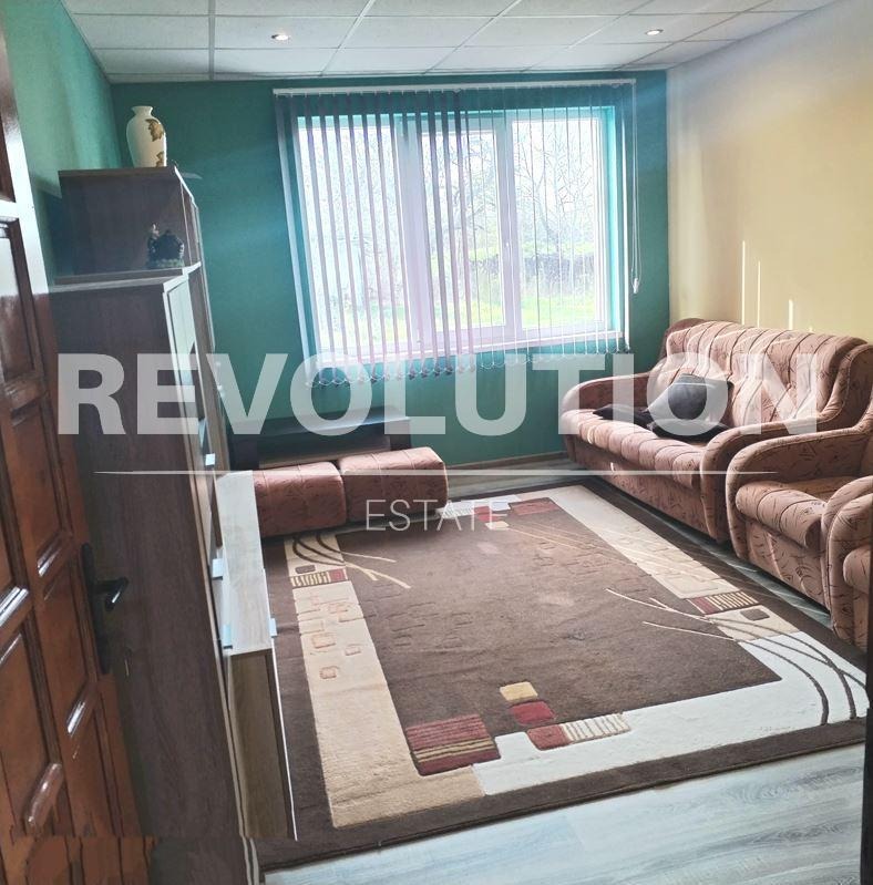 Издаје се  Кућа Варна , Аспарухово , 119 м2 | 63652497