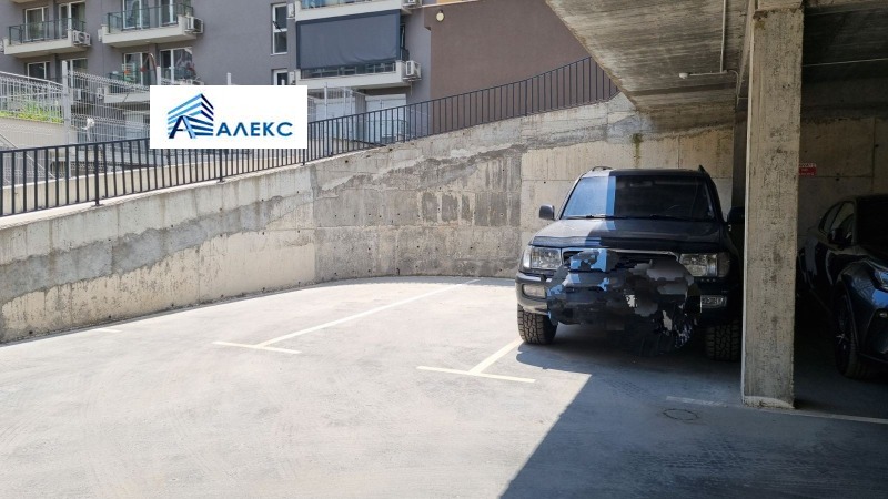 Дава под наем  Паркомясто град Пловдив , Кършияка , 18 кв.м | 53485365