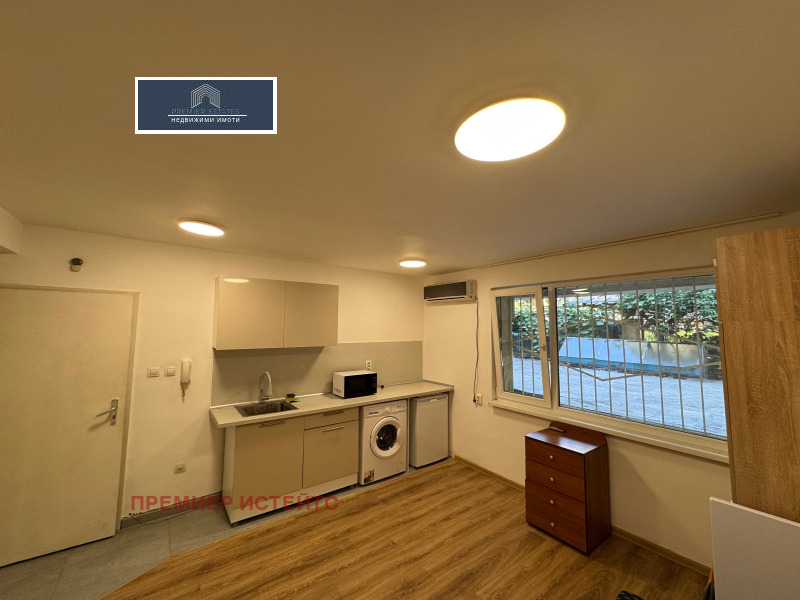 K pronájmu  Studio Sofia , Lozenec , 29 m2 | 95983413 - obraz [2]