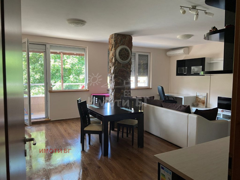 En renta  1 dormitorio Sofia , Karpuzitsa , 100 metros cuadrados | 83726251