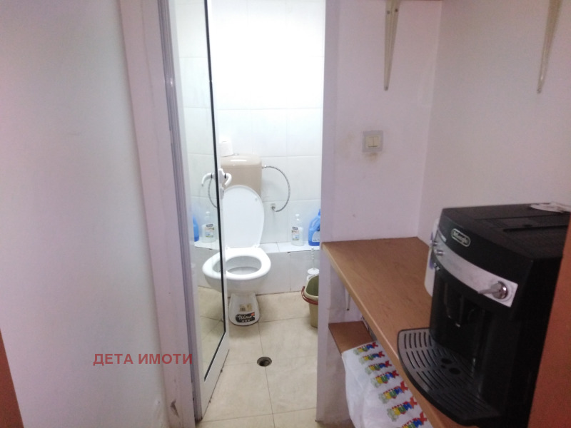 För uthyrning  Kontor Sofia , Strelbistje , 50 kvm | 34289131 - bild [4]