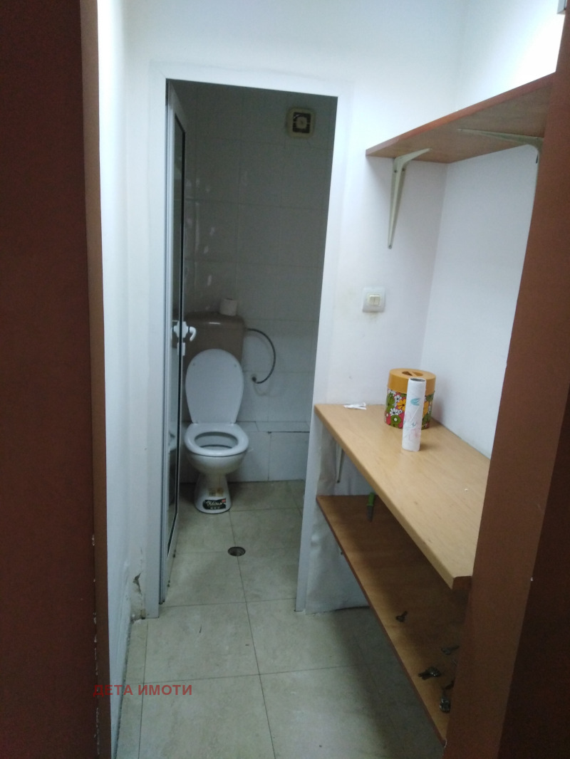 För uthyrning  Kontor Sofia , Strelbistje , 50 kvm | 34289131 - bild [8]