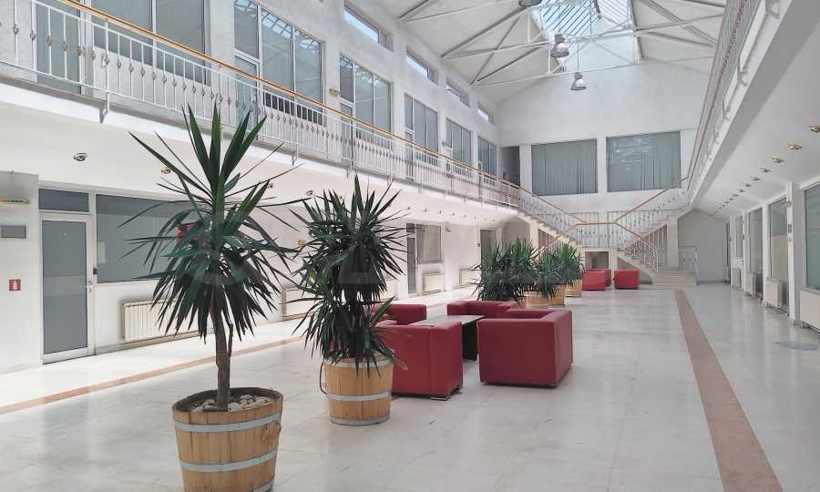 Дава под наем ОФИС, гр. София, Банишора, снимка 3 - Офиси - 54043168