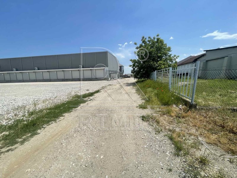 A louer  Bureau Plovdiv , Indoustrialna zona - Sever , 1000 m² | 76300716 - image [4]