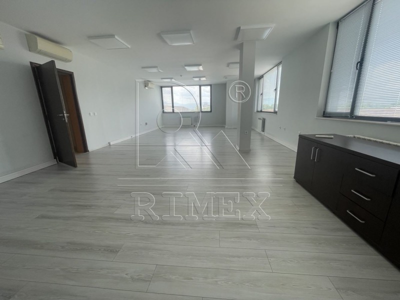 A louer  Bureau Plovdiv , Indoustrialna zona - Sever , 1000 m² | 76300716 - image [11]