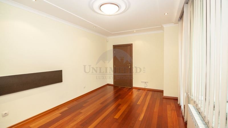 A louer  Maison Sofia , Yavorov , 647 m² | 92869280 - image [17]