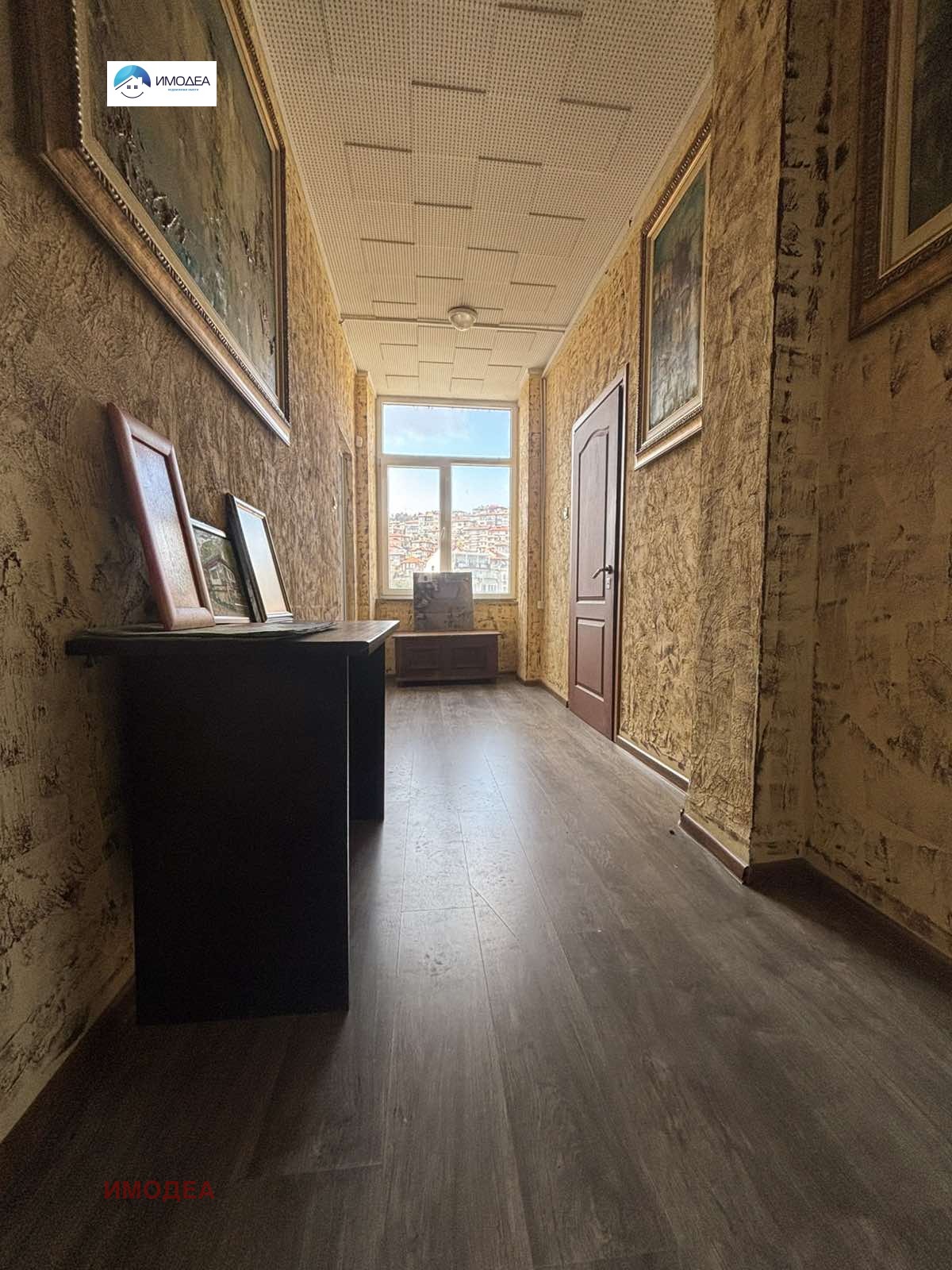 Дава под наем ОФИС, гр. Велико Търново, Център, снимка 2 - Офиси - 53806299