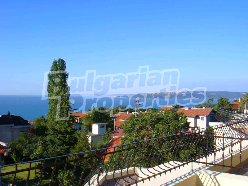 Da affittare  2 camere da letto Varna , m-t Gorna Traka , 194 mq | 21080559