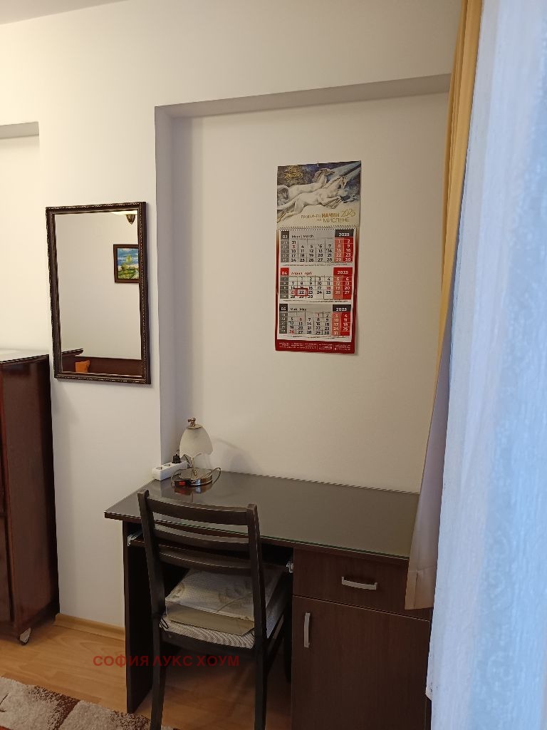 En renta  2 dormitorios Sofia , Poduyane , 85 metros cuadrados | 55941158 - imagen [4]