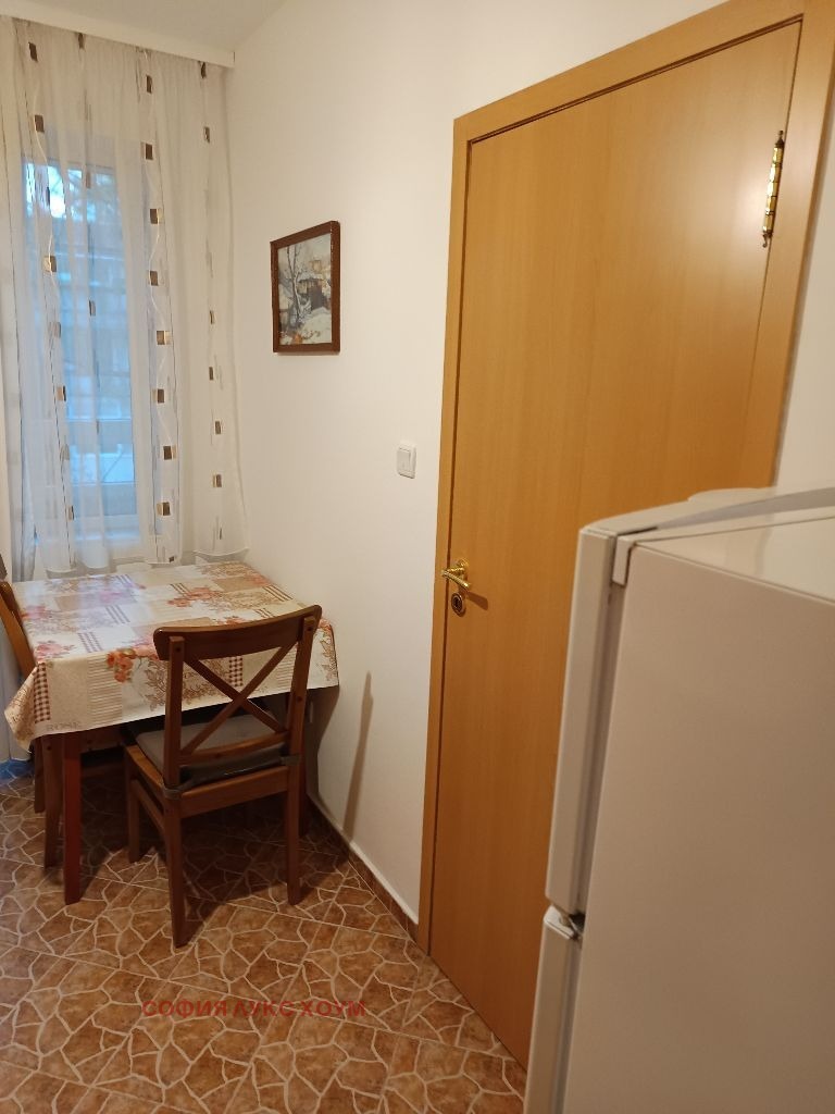 En renta  2 dormitorios Sofia , Poduyane , 85 metros cuadrados | 55941158 - imagen [13]
