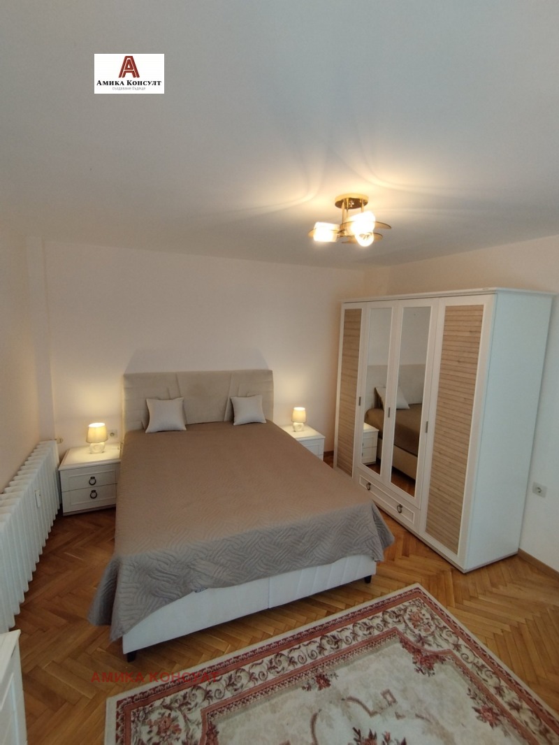 Zu vermieten  2 Schlafzimmer Sofia , Zentar , 80 qm | 40929362