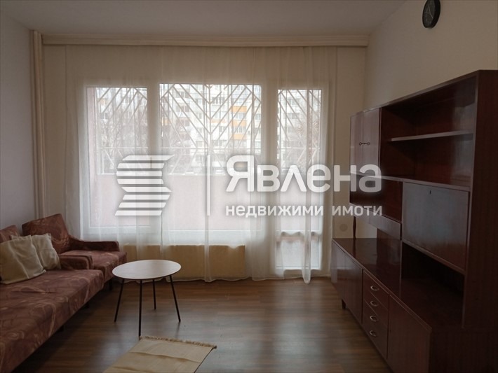 Дава под нем  1-стаен, град София, Люлин 7 •  360 EUR • ID 49805033 — holmes.bg - [1] 