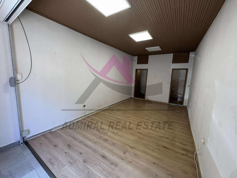 Da affittare  Ufficio Varna , Liatno kino Trakiia , 33 mq | 93385209 - Immagine [2]