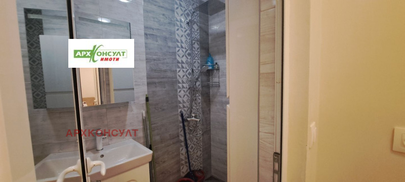 En renta  2 dormitorios Sofia , Tsentar , 85 metros cuadrados | 11192856 - imagen [11]