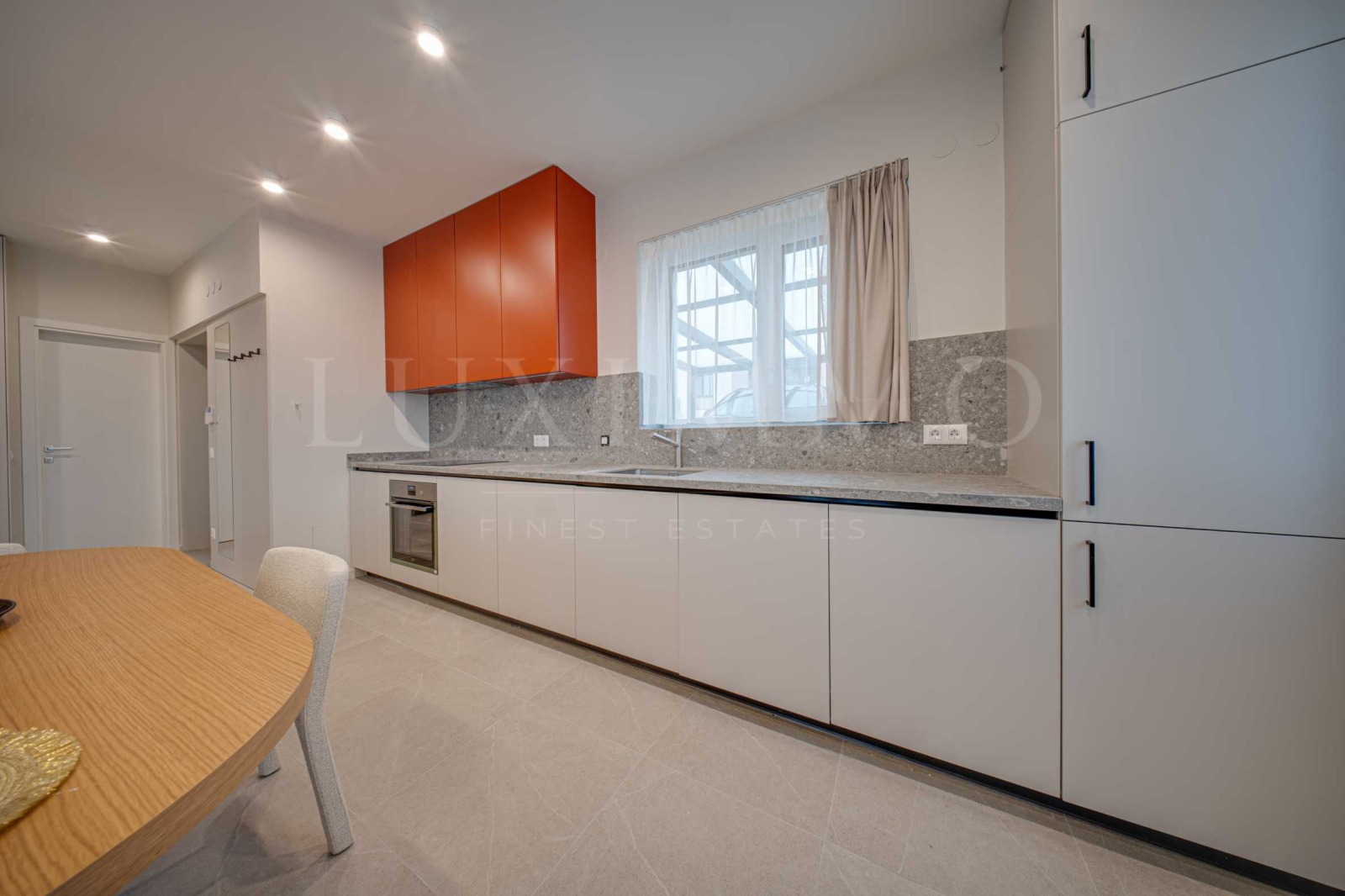 Дава под наем КЪЩА, гр. София, с. Лозен, снимка 4 - Къщи - 53794967