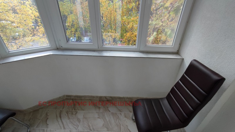 Дава под наем 2-СТАЕН, гр. София, Гоце Делчев, снимка 4 - Апартаменти - 52376124