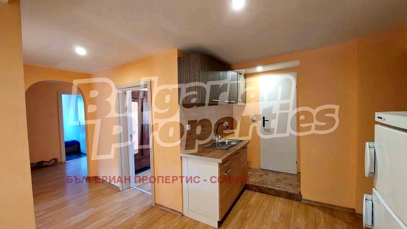 Дава под наем 4-СТАЕН, гр. София, Център, снимка 5 - Апартаменти - 52537602