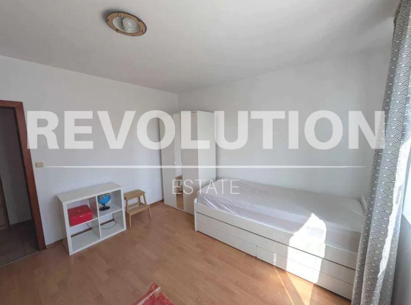 Дава под наем 3-СТАЕН, гр. Варна, Спортна зала, снимка 2 - Апартаменти - 52198616