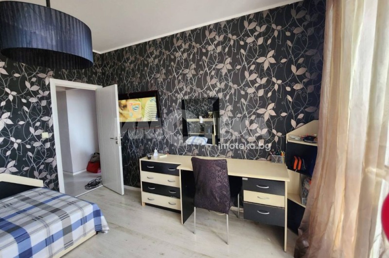 En renta  2 dormitorios Varna , Vazrazhdane 1 , 92 metros cuadrados | 30672235 - imagen [2]